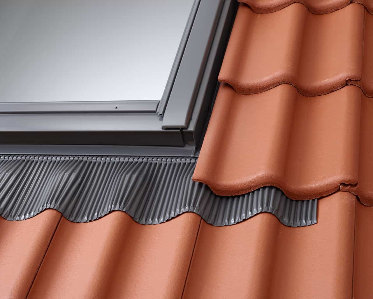 VELUX Standard Flashings 66x118cm EDW FK06 0000