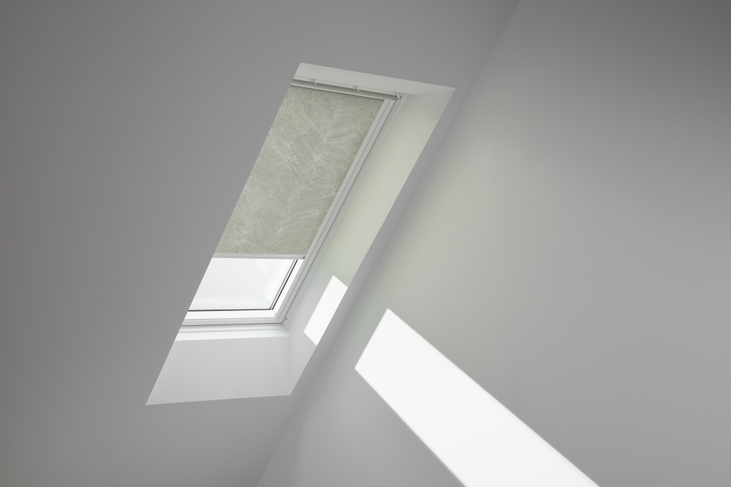 RFL SK06 4165S Roller blind, Dusty green — image 2