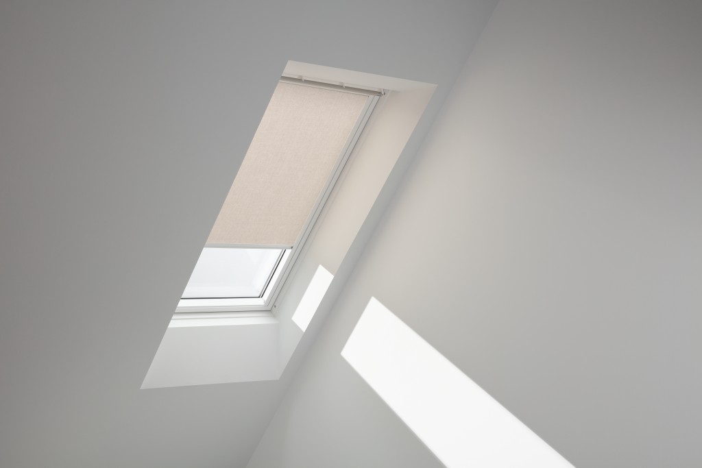 RFL MK10 4169SWL Roller blind, Light taupe, White line — image 2