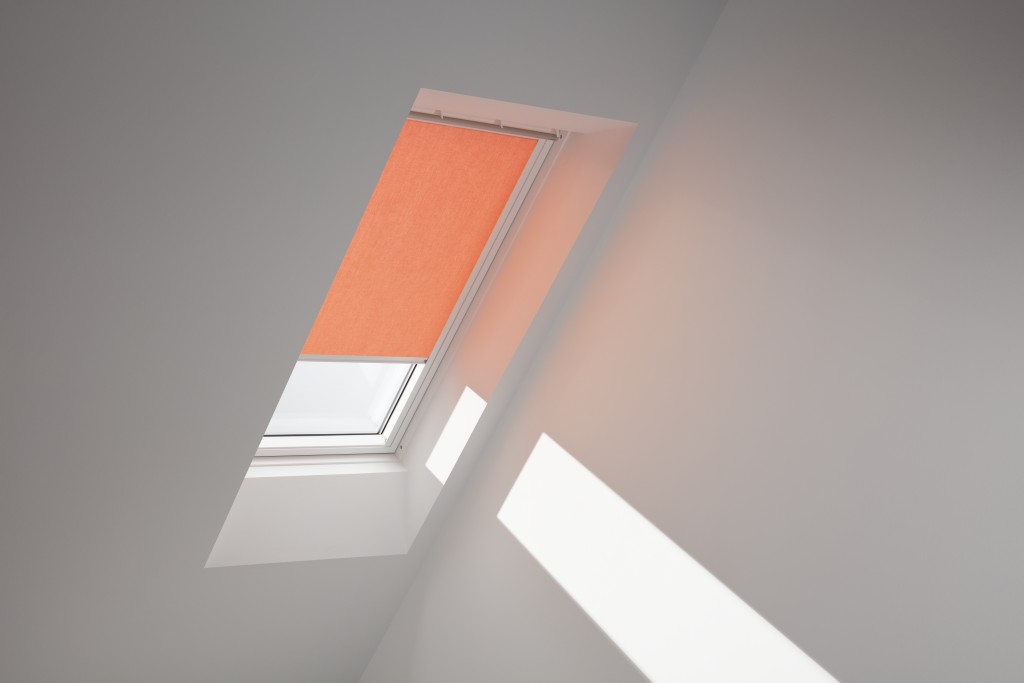 RFL C02 4164SWL Roller blind, Orange, White line — image 1
