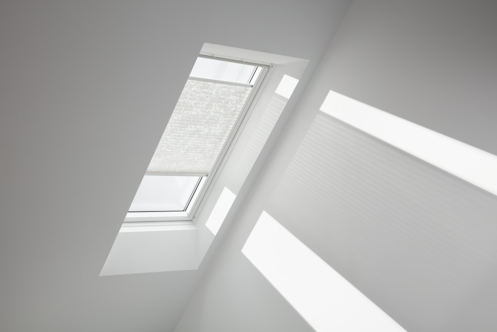 FHL MK04 1256S Pleated blind, Classic white — image 2