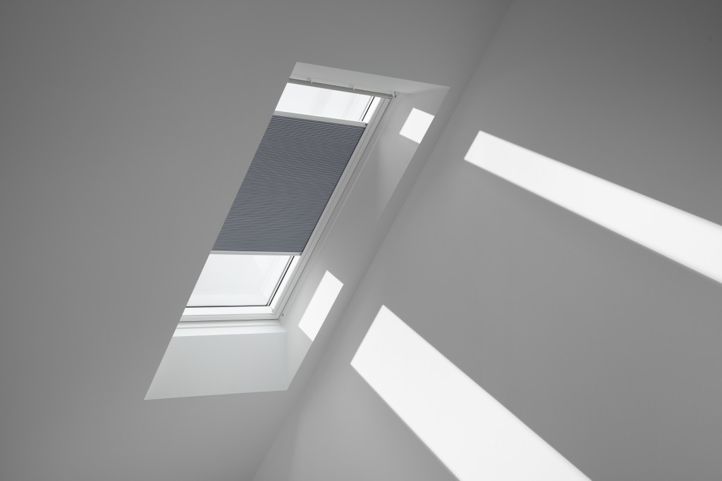 FHC S06 1163SWL Blackout Energy blind, Grey, White line — image 2