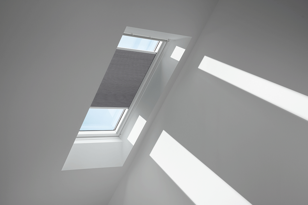 FHC PK06 1170SWL Blackout Energy blind, Dark taupe, White line — image 2
