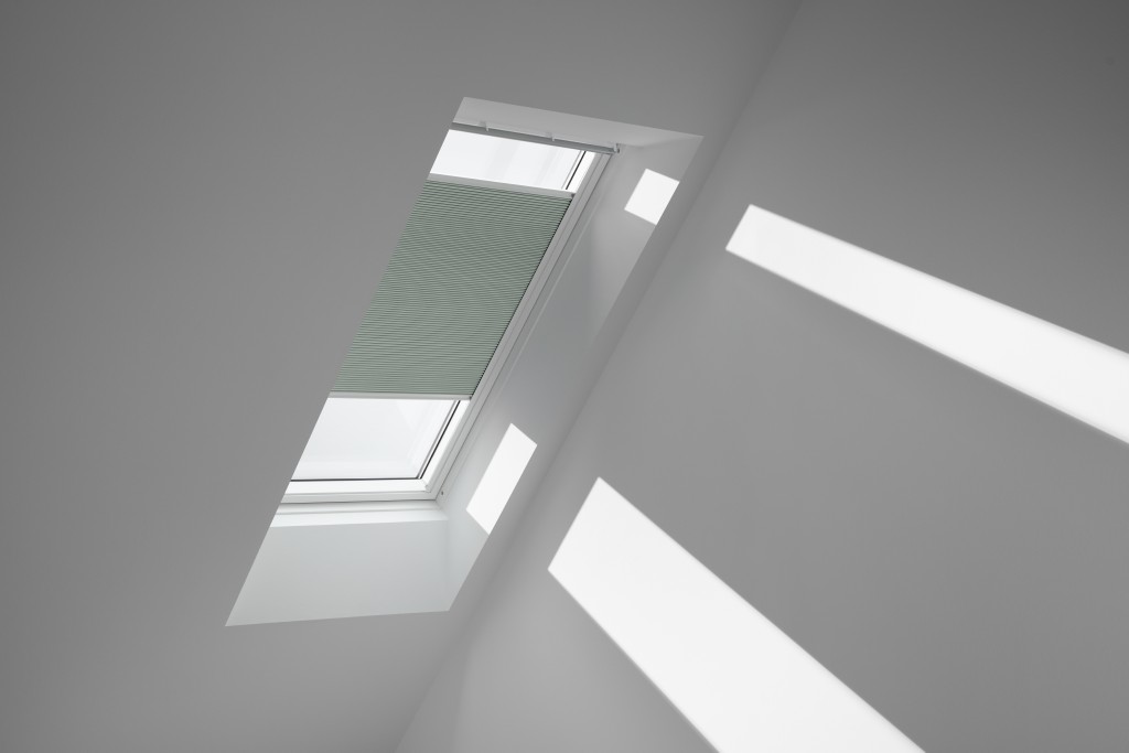 FHC P08 1168SWL Blackout Energy blind, Dusty green, White line — image 2