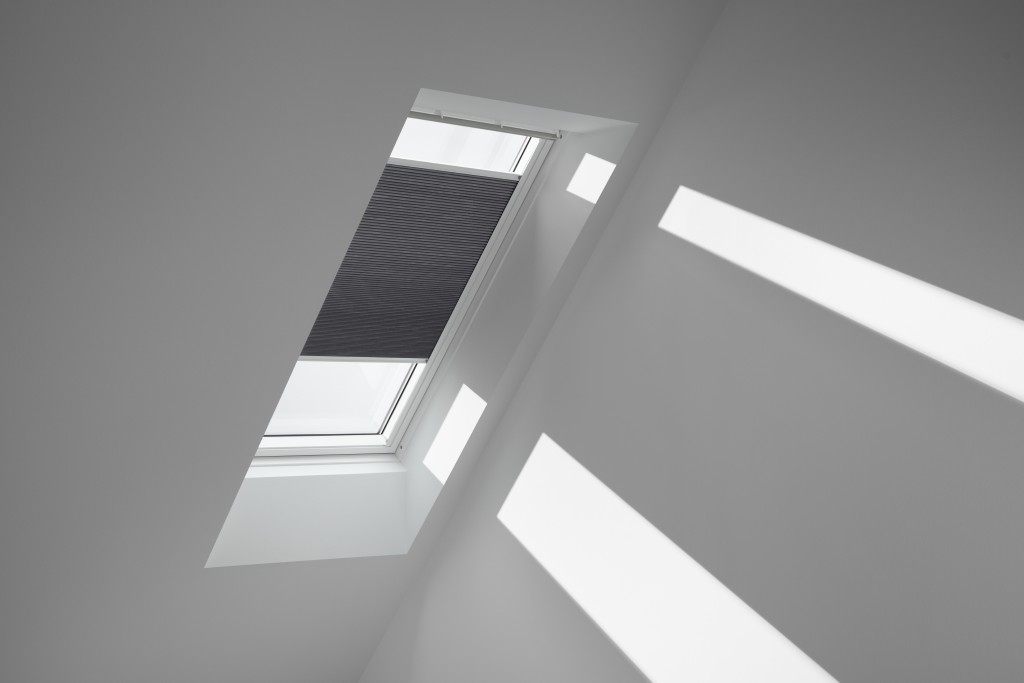 FHC M08 1170SWL Blackout Energy blind, Dark taupe, White line — image 2